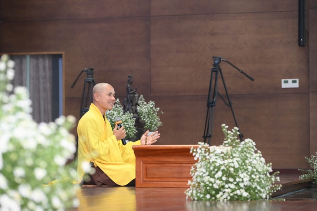 Ngày tu “Sinh viên hướng về Phật pháp”