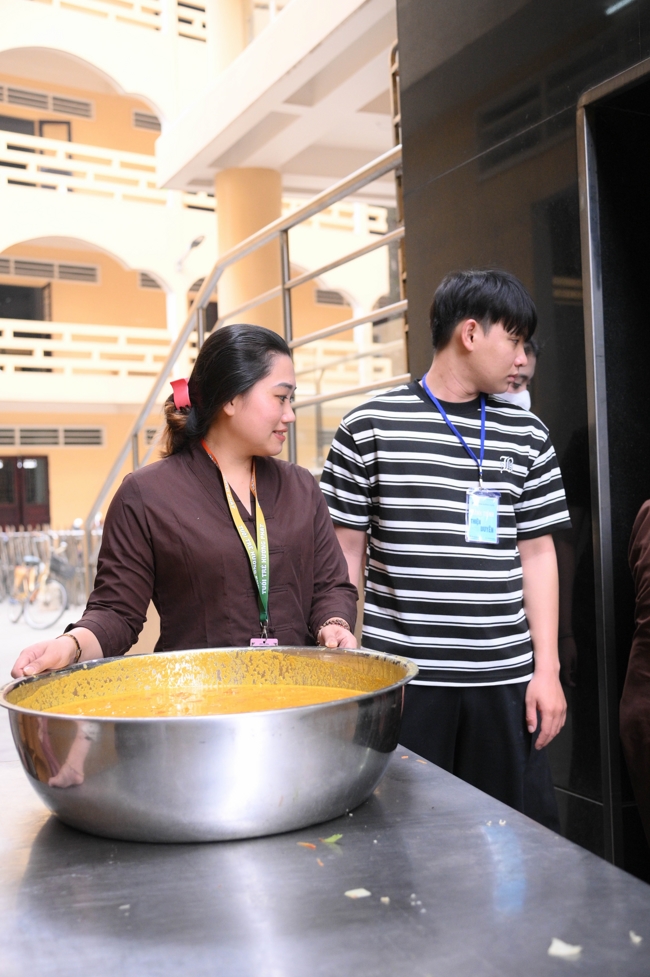 Ngày tu “Sinh viên hướng về Phật pháp”