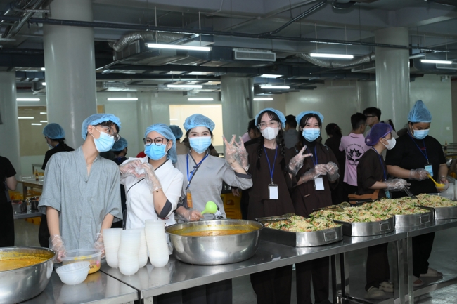 Ngày tu “Sinh viên hướng về Phật pháp”