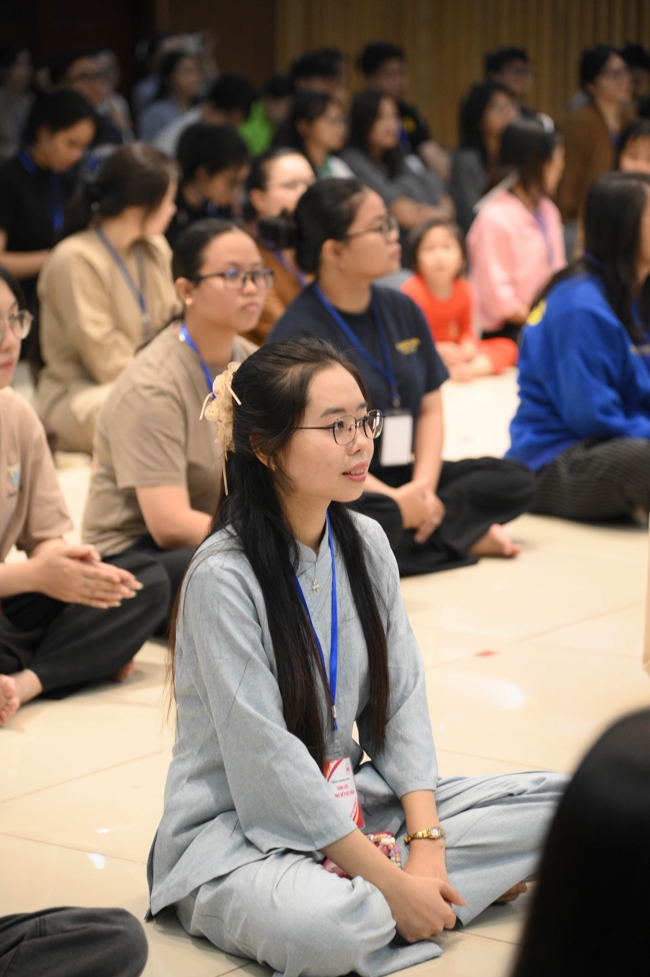 Ngày tu “Sinh viên hướng về Phật pháp”