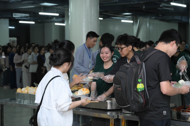 Ngày tu “Sinh viên hướng về Phật pháp”