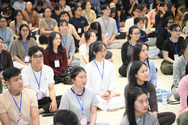 Ngày tu “Sinh viên hướng về Phật pháp”