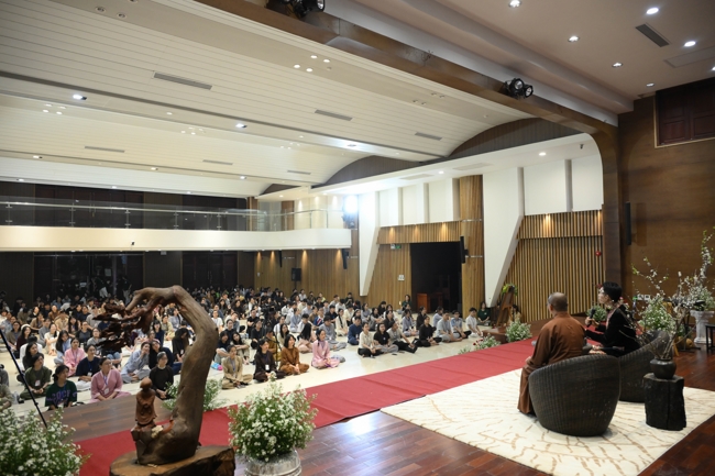 Ngày tu “Sinh viên hướng về Phật pháp”