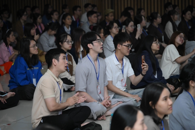 Ngày tu “Sinh viên hướng về Phật pháp”