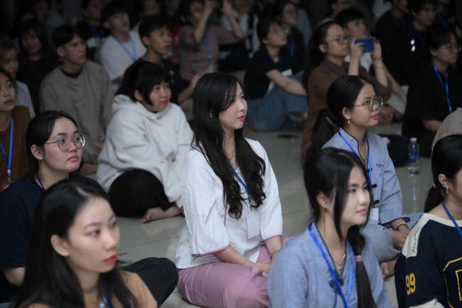 Ngày tu “Sinh viên hướng về Phật pháp”