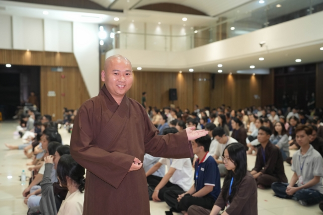 Ngày tu “Sinh viên hướng về Phật pháp”