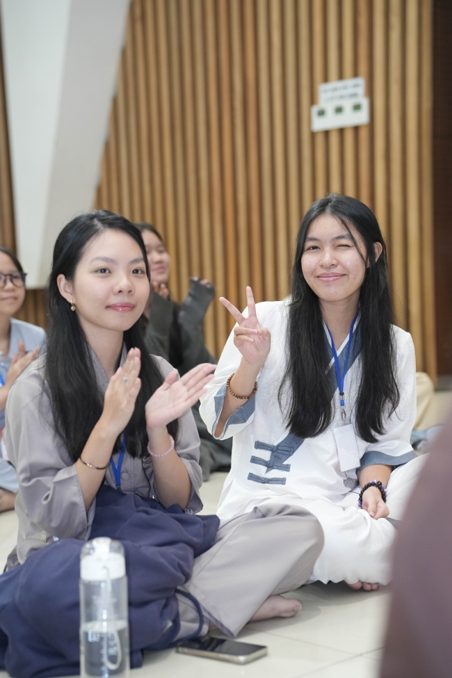 Ngày tu “Sinh viên hướng về Phật pháp”