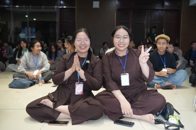 Ngày tu “Sinh viên hướng về Phật pháp”