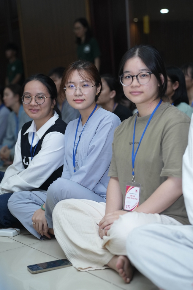 Ngày tu “Sinh viên hướng về Phật pháp”
