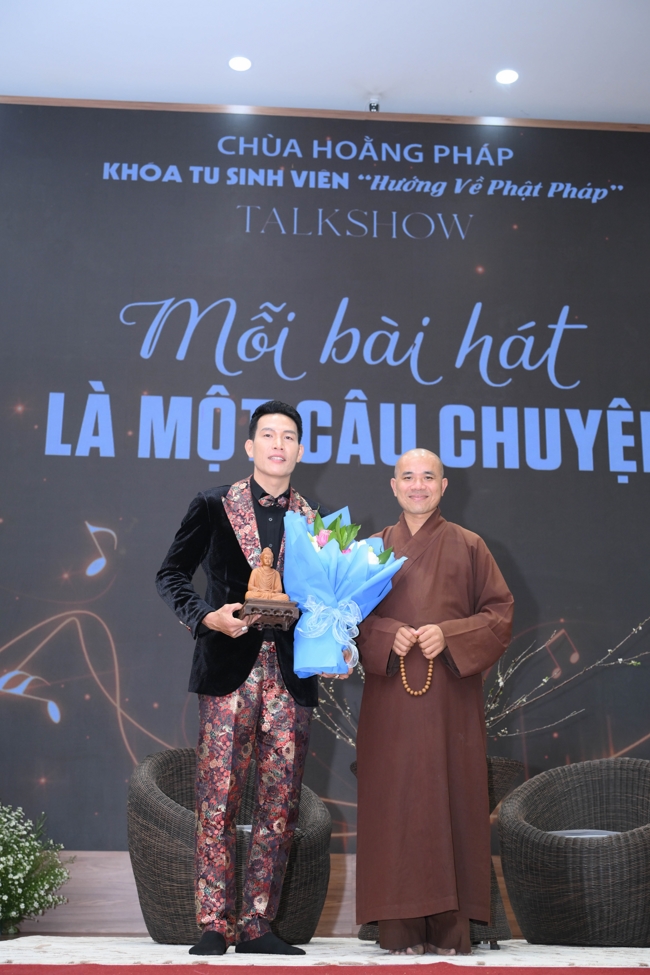Ngày tu “Sinh viên hướng về Phật pháp”