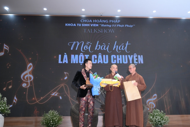 Ngày tu “Sinh viên hướng về Phật pháp”