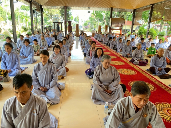 Chùa Suối Pháp – Tây Ninh: Khóa tu một ngày an lạc