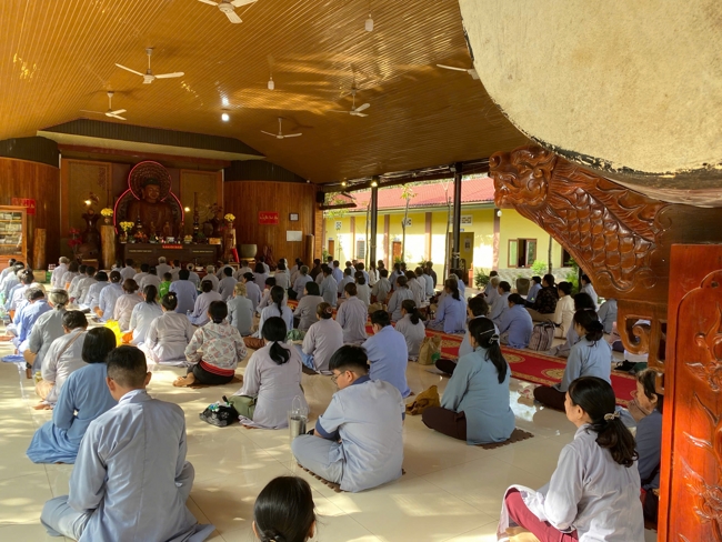 Chùa Suối Pháp – Tây Ninh: Khóa tu một ngày an lạc