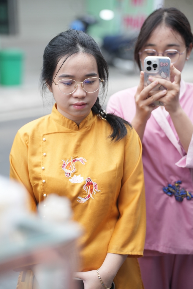 Chương trình từ thiện “Phương tiện nghĩa tình”.