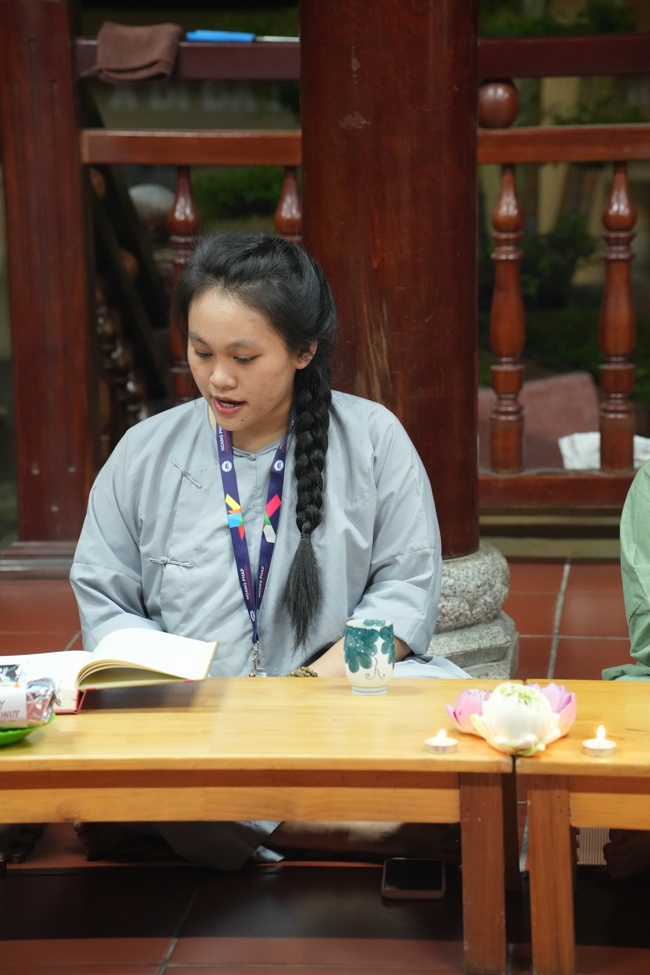 Buổi chia sẻ của Đại đức Thích Tâm Trường cùng Hội sinh viên chùa Hoằng Pháp.