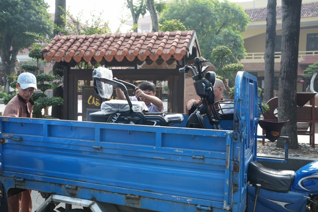 Chương trình từ thiện “Phương tiện nghĩa tình”.