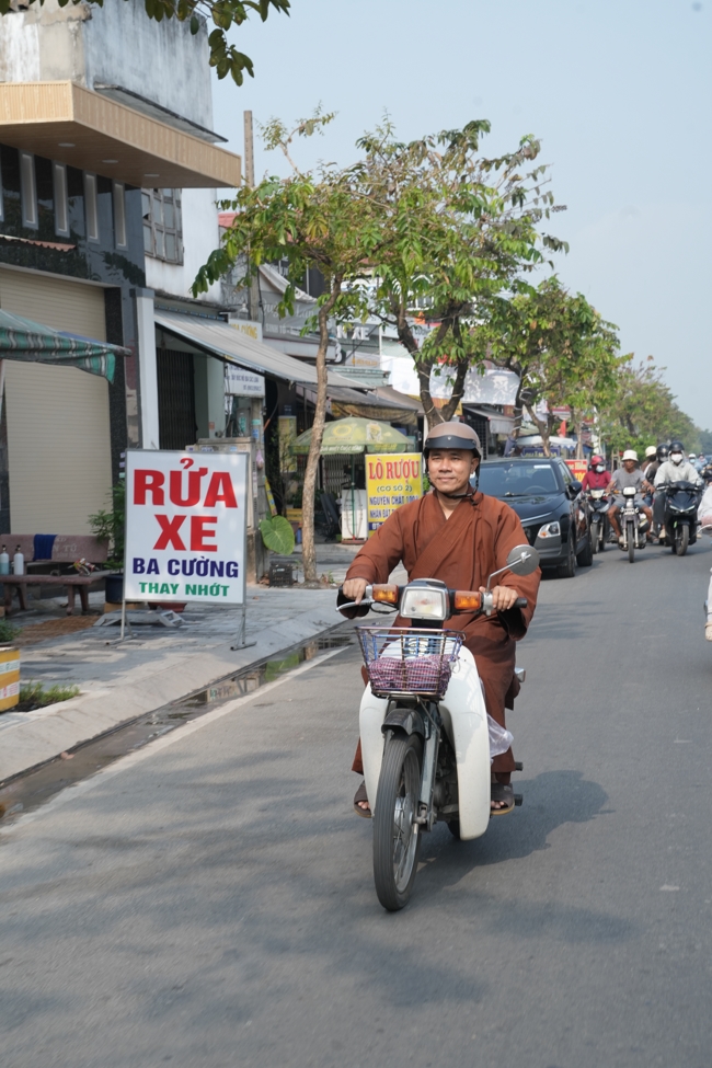 Chương trình từ thiện “Phương tiện nghĩa tình”.