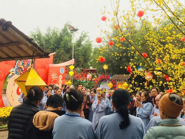 Chùa Đống Cao – Thanh Hoá: Khoá tu niệm Phật một ngày đầu năm