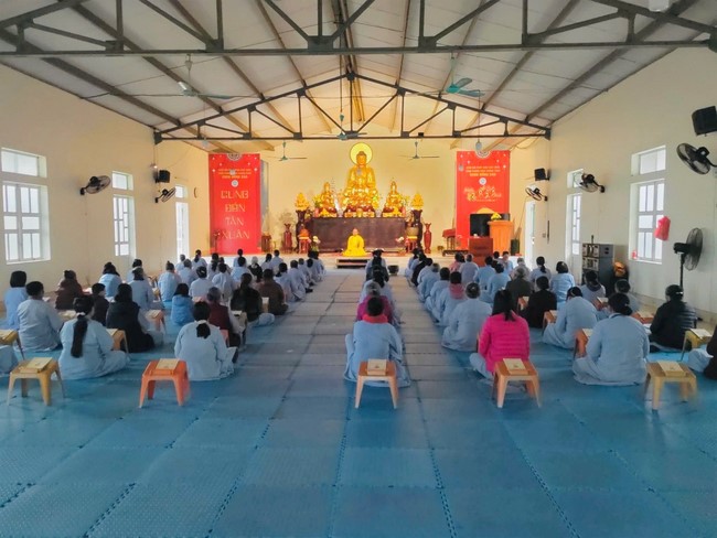 Chùa Đống Cao – Thanh Hoá: Khoá tu niệm Phật một ngày đầu năm