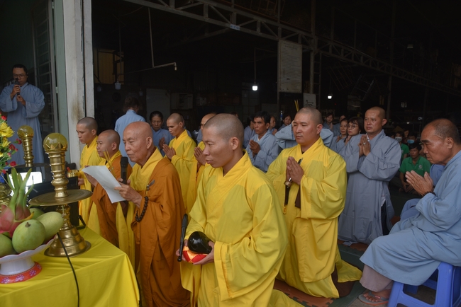 Charity Board: The Shop Opening Ceremony at Kim Hưng Company in Cần Thơ province