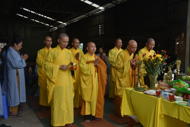 Charity Board: The Shop Opening Ceremony at Kim Hưng Company in Cần Thơ province