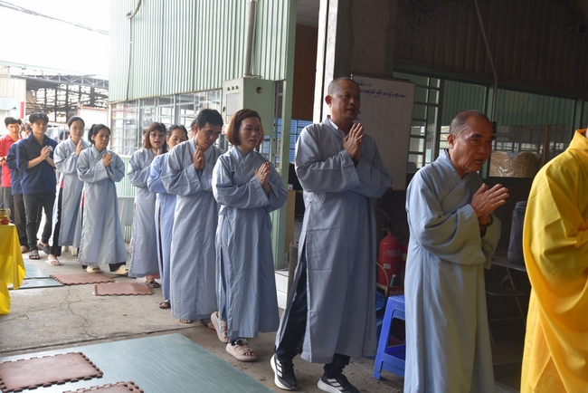 Charity Board: The Shop Opening Ceremony at Kim Hưng Company in Cần Thơ province