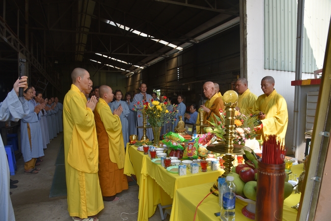Charity Board: The Shop Opening Ceremony at Kim Hưng Company in Cần Thơ province