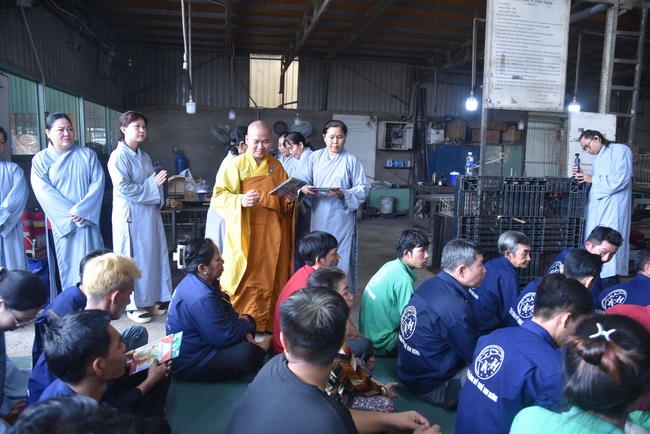Charity Board: The Shop Opening Ceremony at Kim Hưng Company in Cần Thơ province