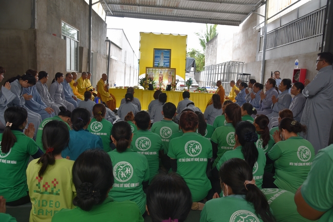 Charity Board: The Shop Opening Ceremony at Kim Hưng Company in Cần Thơ province
