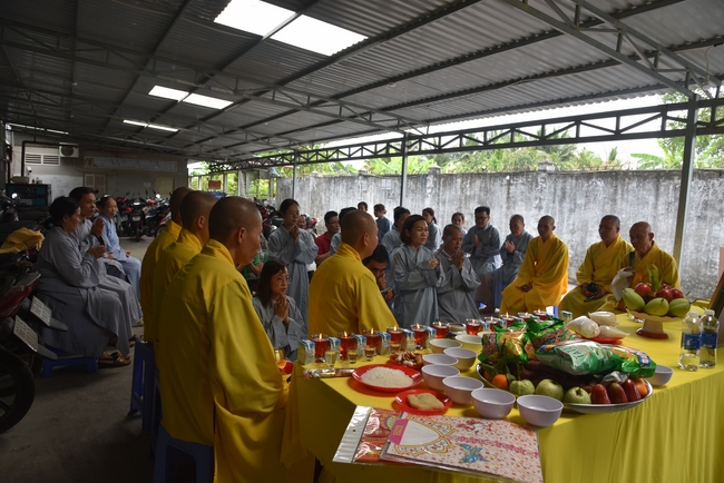 Charity Board: The Shop Opening Ceremony at Kim Hưng Company in Cần Thơ province