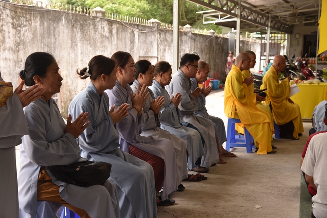 Charity Board: The Shop Opening Ceremony at Kim Hưng Company in Cần Thơ province