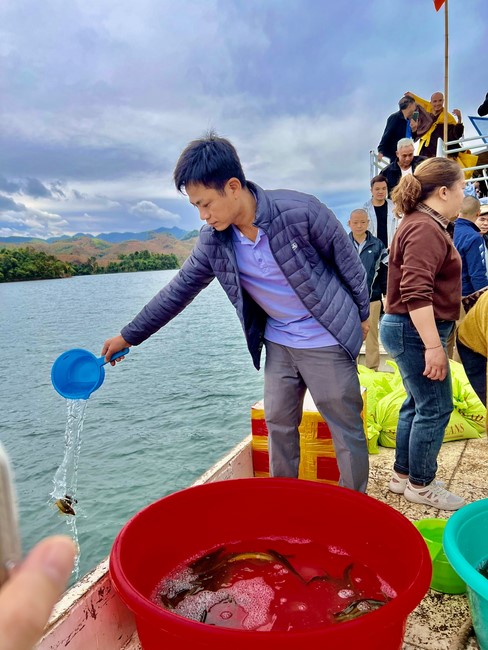 Chùa Hoà Phúc – Hà Nội: Lễ Cầu an trên lòng hồ thuỷ điện Sông Đà