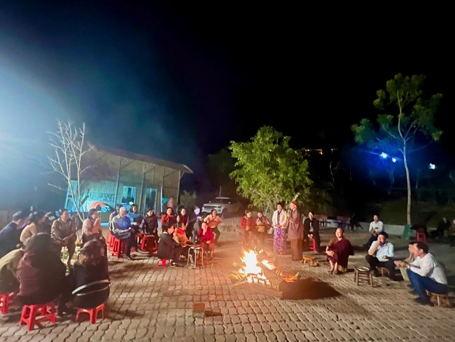 Chùa Hoà Phúc – Hà Nội: Lễ Cầu an trên lòng hồ thuỷ điện Sông Đà