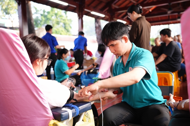 Humanitarian Blood Donation