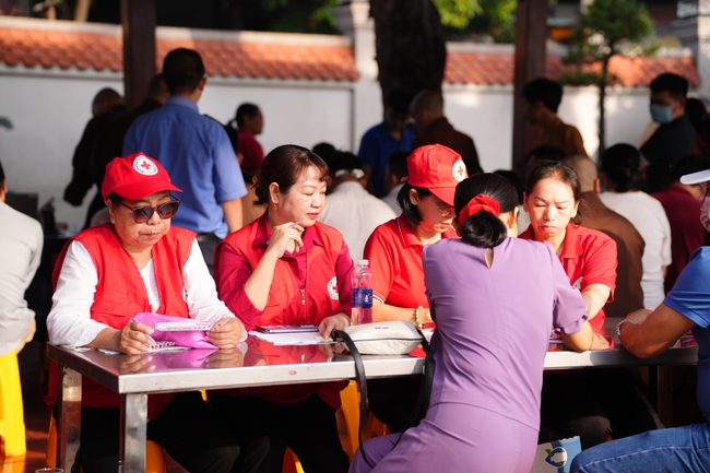 Humanitarian Blood Donation