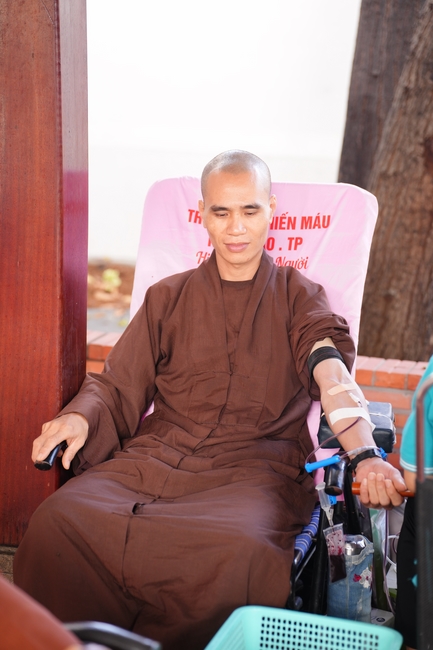 Humanitarian Blood Donation