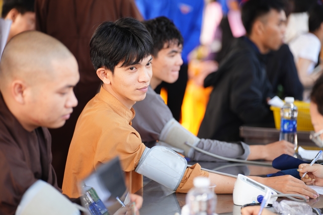 Humanitarian Blood Donation