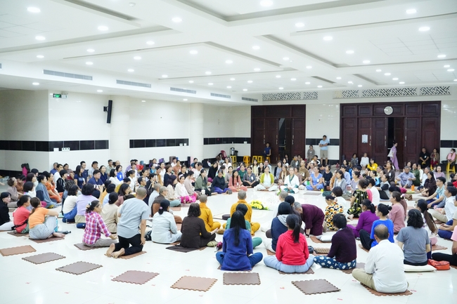 Chương trình cộng đồng “Thanh lọc thân tâm - Hướng dẫn phương pháp sống khỏe thuận tự nhiên