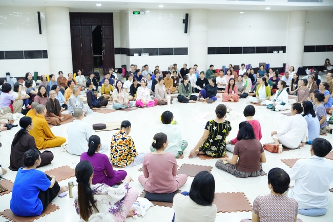 Chương trình cộng đồng “Thanh lọc thân tâm - Hướng dẫn phương pháp sống khỏe thuận tự nhiên