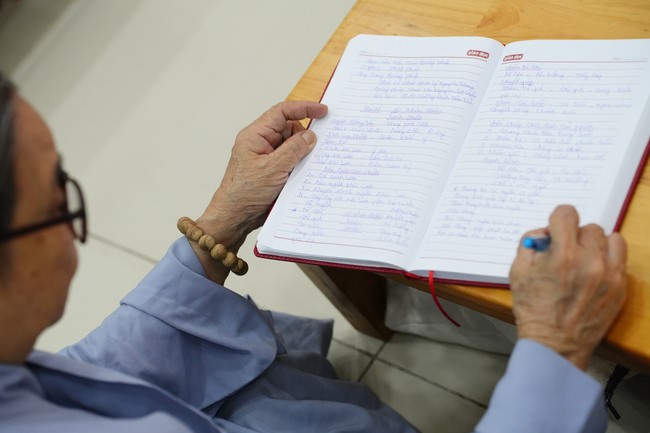 Lớp “Phật Pháp Ứng Dụng Hoằng Pháp”: Tu học giáo lí  3 ngày đầu xuân Ất Tỵ 2025