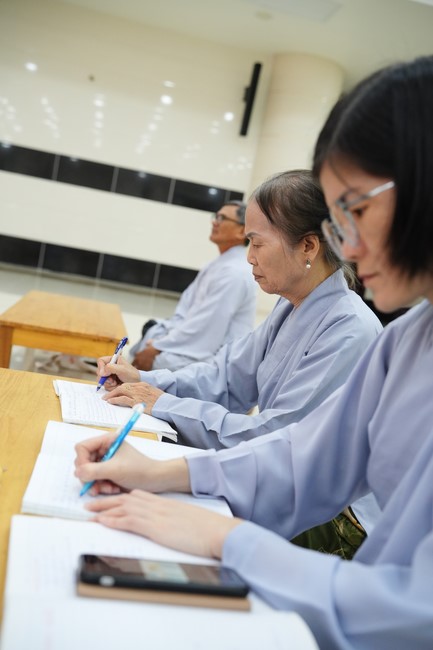 Lớp “Phật Pháp Ứng Dụng Hoằng Pháp”: Tu học giáo lí  3 ngày đầu xuân Ất Tỵ 2025