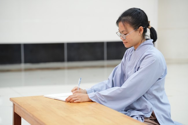 Lớp “Phật Pháp Ứng Dụng Hoằng Pháp”: Tu học giáo lí  3 ngày đầu xuân Ất Tỵ 2025