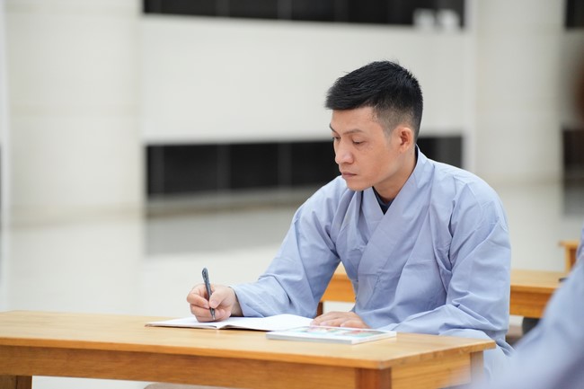 Lớp “Phật Pháp Ứng Dụng Hoằng Pháp”: Tu học giáo lí  3 ngày đầu xuân Ất Tỵ 2025