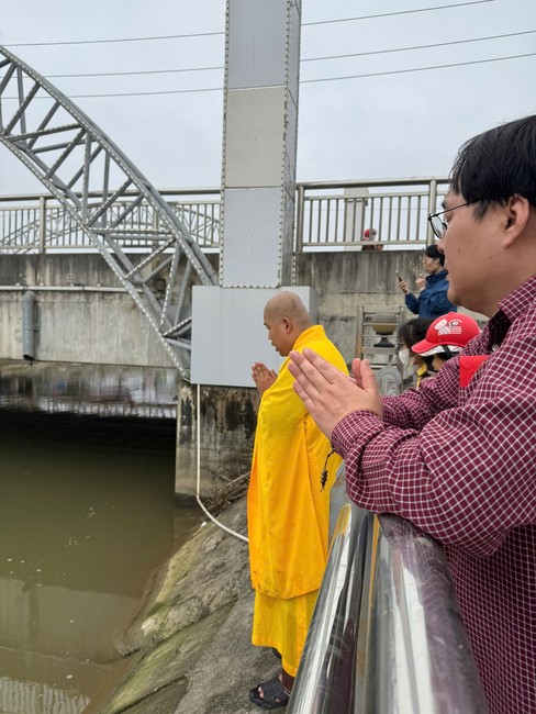 Chùa Đống Cao – Thanh Hoá: Lễ sám hối 30/01; Lễ phóng sinh và tặng cơm chay tại Bệnh viện đa khoa Nga Sơn