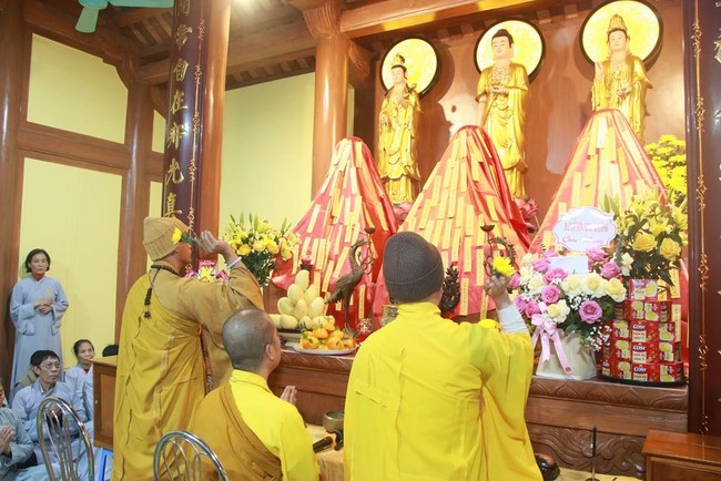 Chùa Tiêu Dao: Lễ an vị tượng Tam Tổ Trúc Lâm