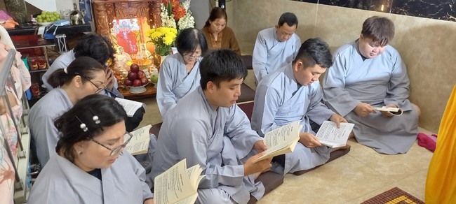 Ban Từ Thiện: Lễ Quy y Tam Bảo tại Trung Mỹ Tây, quận 12