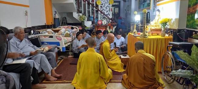 Ban Từ Thiện: Lễ Quy y Tam Bảo tại Trung Mỹ Tây, quận 12