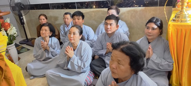 Ban Từ Thiện: Lễ Quy y Tam Bảo tại Trung Mỹ Tây, quận 12