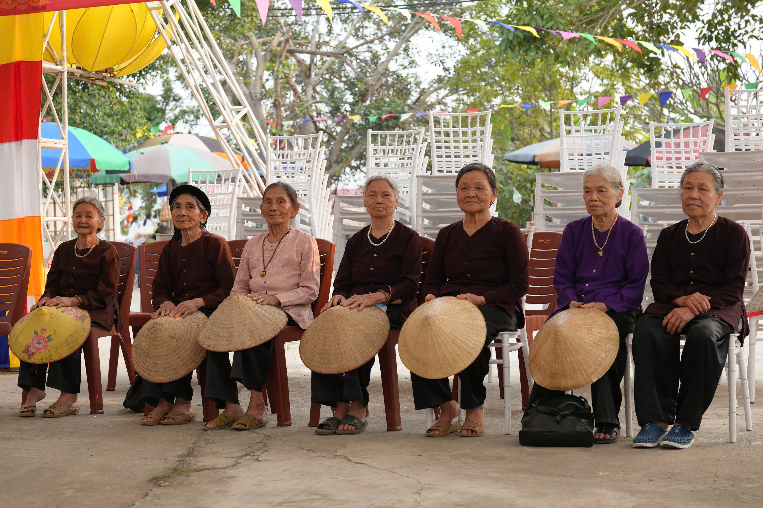 Traditional Festival and Candle Lighting Night of Co Tan Pagoda - Hai Duong