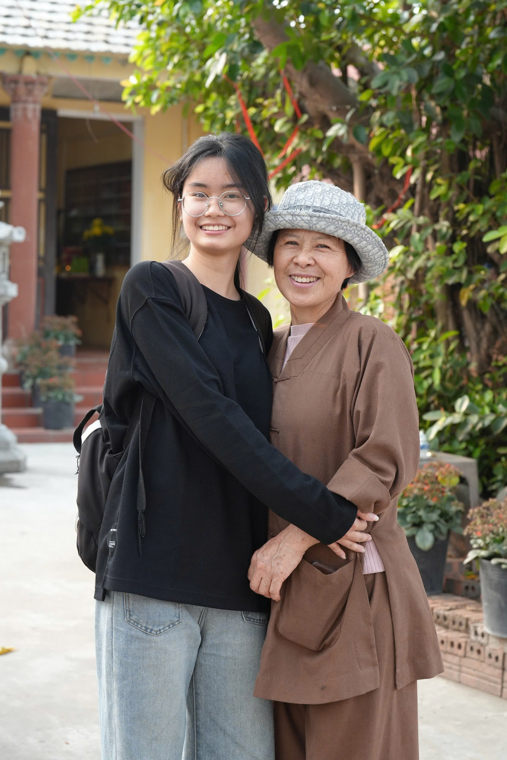 Traditional Festival and Candle Lighting Night of Co Tan Pagoda - Hai Duong